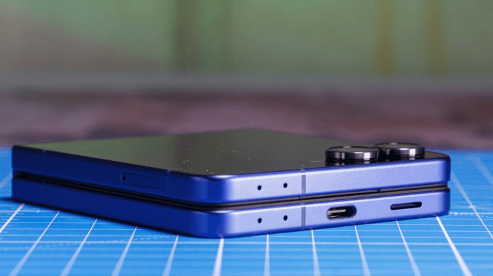 Samsung Galaxy Z Flip 7 5G | 12GB/256GB +50MP | 4300mAh - Image 9