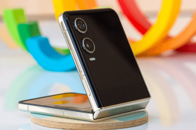 Tecno Phantom V Flip 2 5G | 8GB/256GB | 50MP | 32MP - Image 7